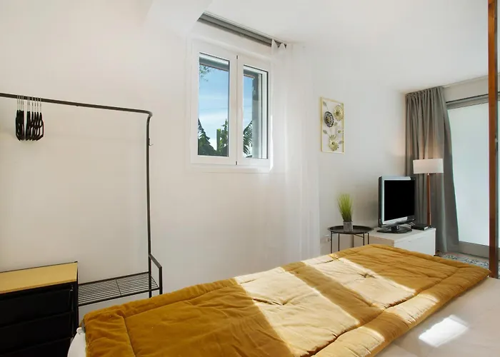 Capelos Appartement *