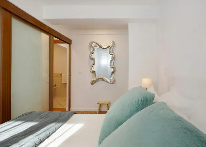 Capelos Appartement *